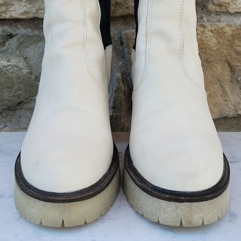 FREE PEOPLE JAMES CHELSEA BOOTS - Picture 2 of 11